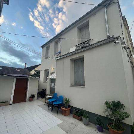 Cliquez pour en savoir plus...